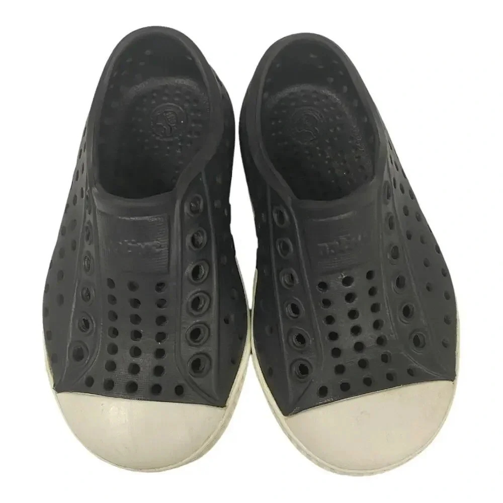 Native black water shoes Size C5 GUC